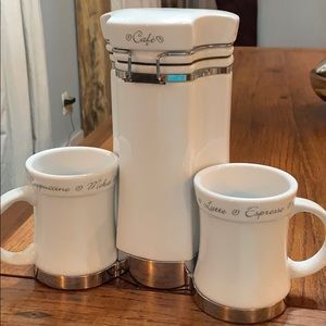 Coffee canister with coffee cups